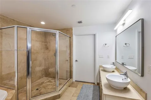 $4,500 | 700 Northeast 25th Street, Unit 1902, Miami, FL 33137