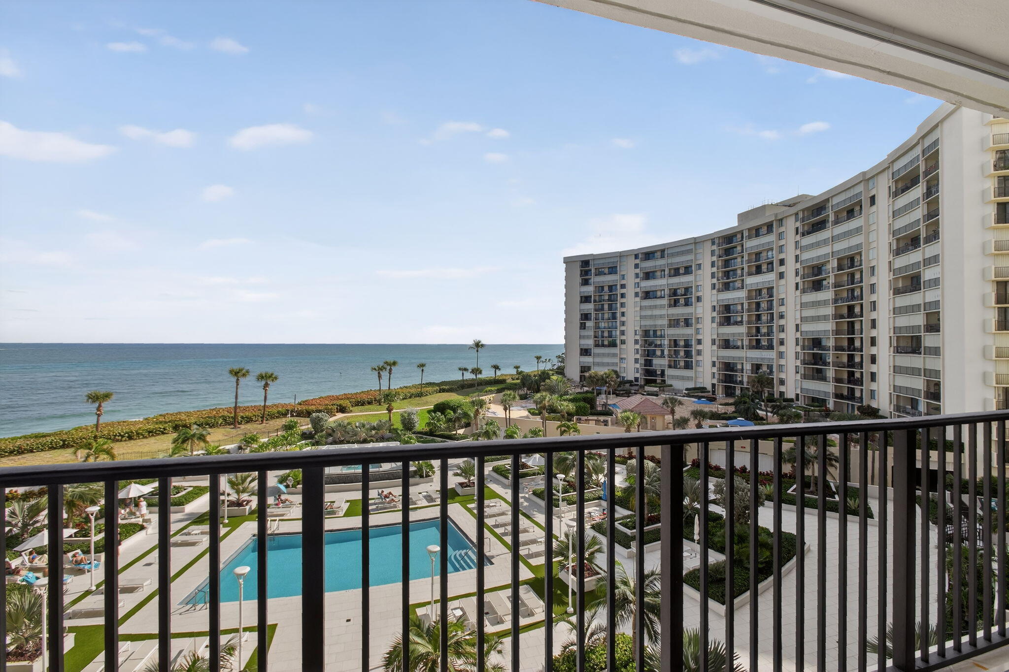 200 Ocean Trail Way, Unit 405 Jupiter, FL 33477 - Photo 34 of 46 31-web-or-mls-320A8418