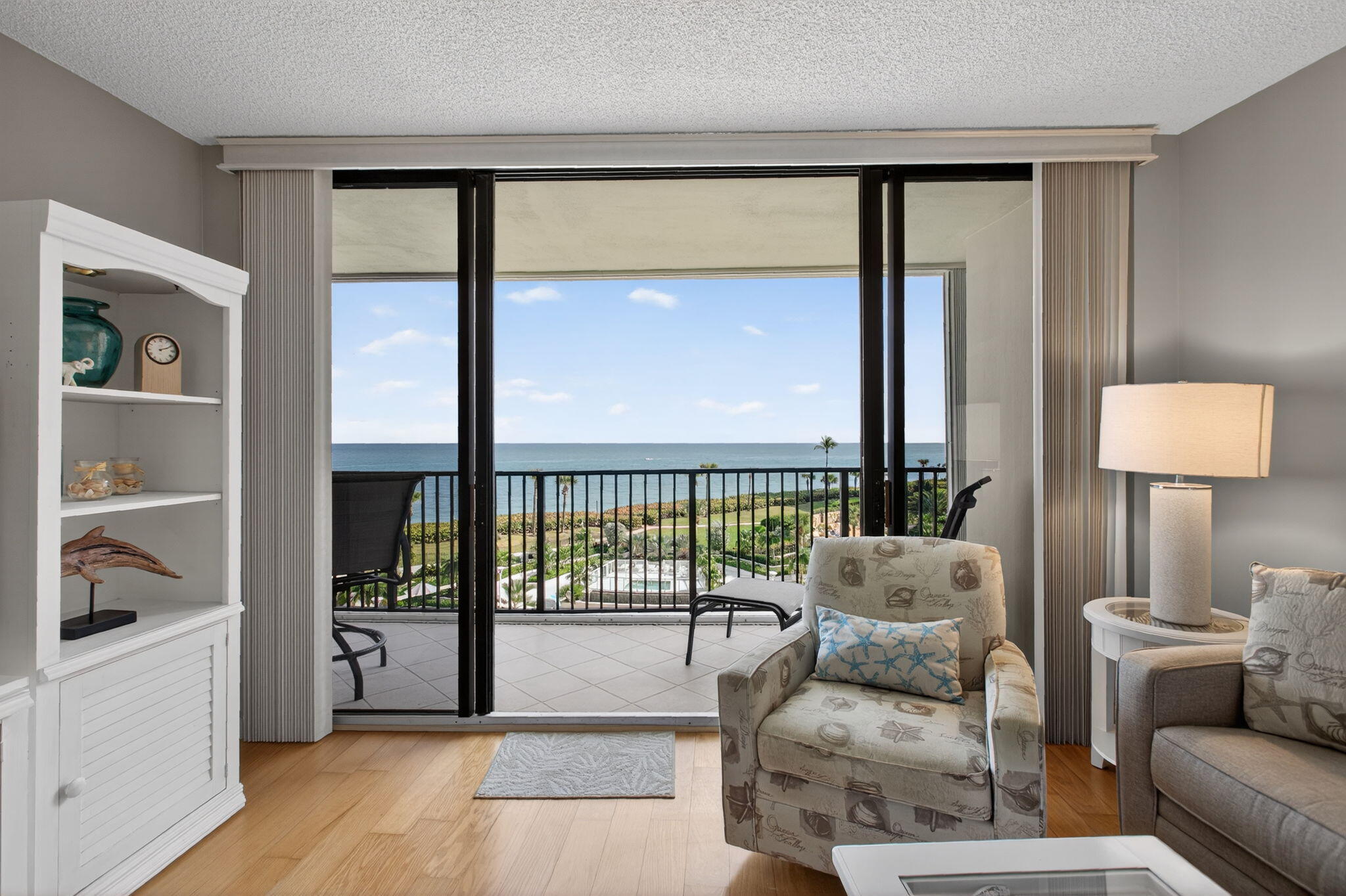 200 Ocean Trail Way, Unit 405 Jupiter, FL 33477 - Photo 10 of 46 28-web-or-mls-320A8403