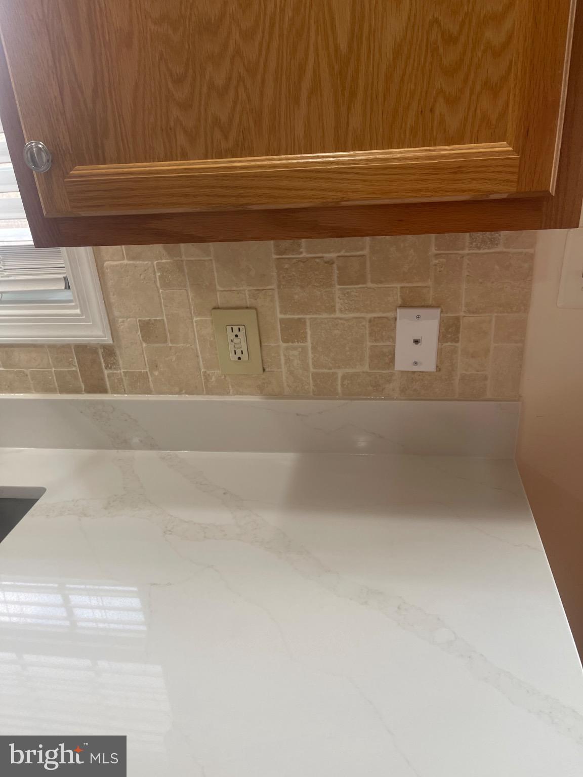 201 Eastside Lane Winchester, VA 22602 - Photo 2 of 21 a bathroom with a shower