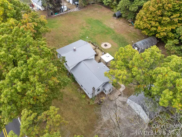 $242,500 | 3721 East Stage Road, Ionia, MI 48846