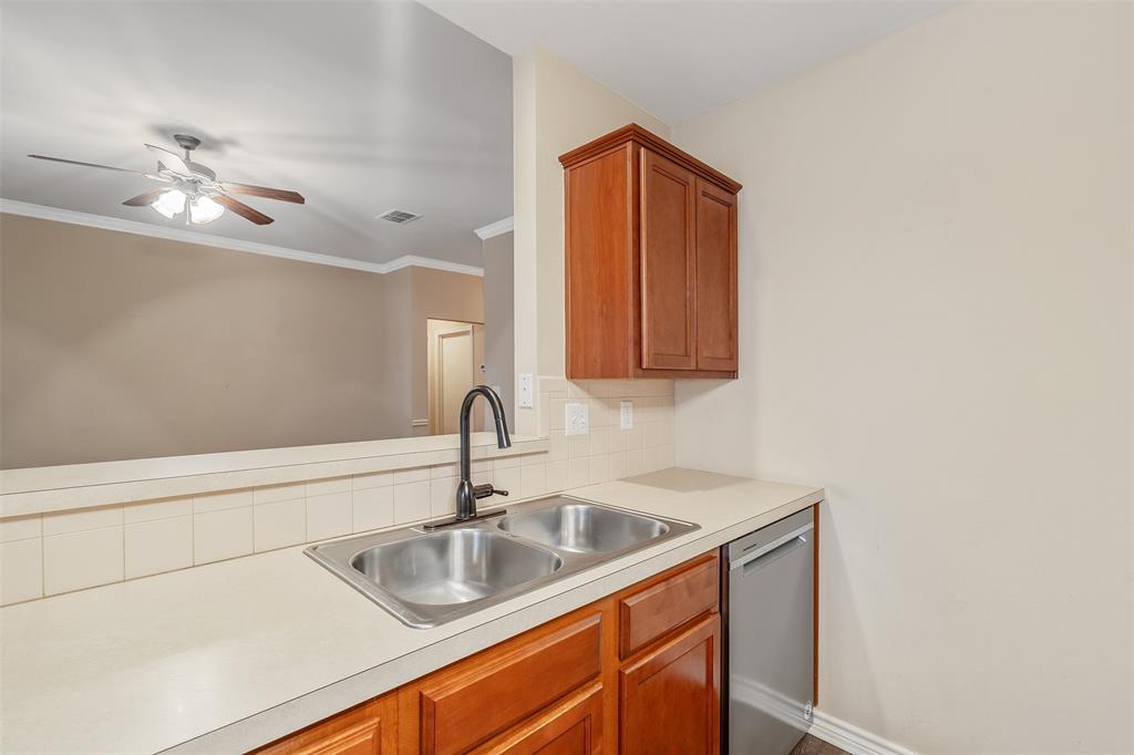 421 West Cumberland Road, Unit 205 Tyler, TX 75703 - Photo 12 of 24 a bathroom with a sink and a mirror