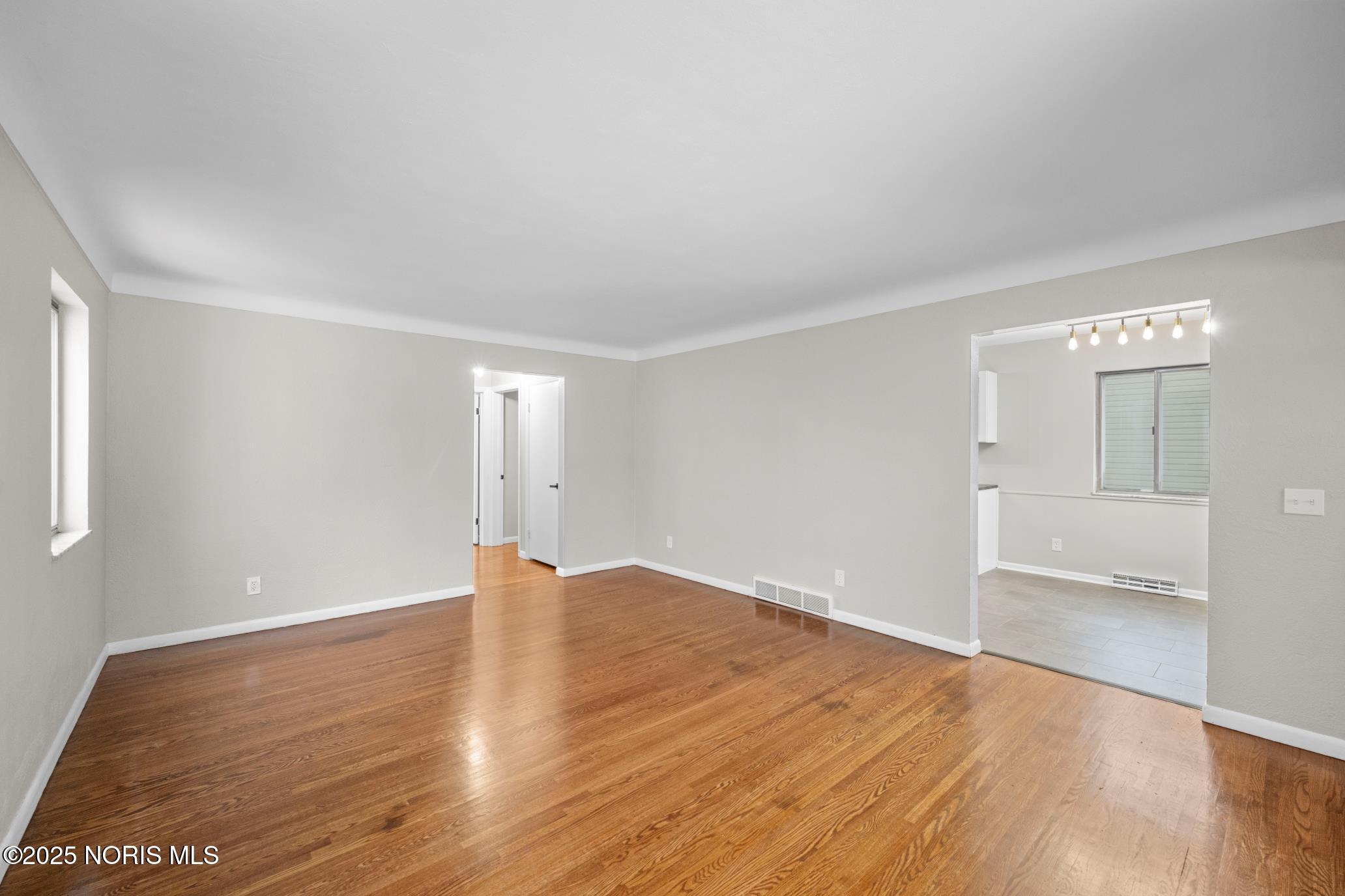 1825 Northover Road Toledo, OH 43613 - Photo 6 of 26 3E2B75BE-2812-424F-9AB4-65D9EB436310