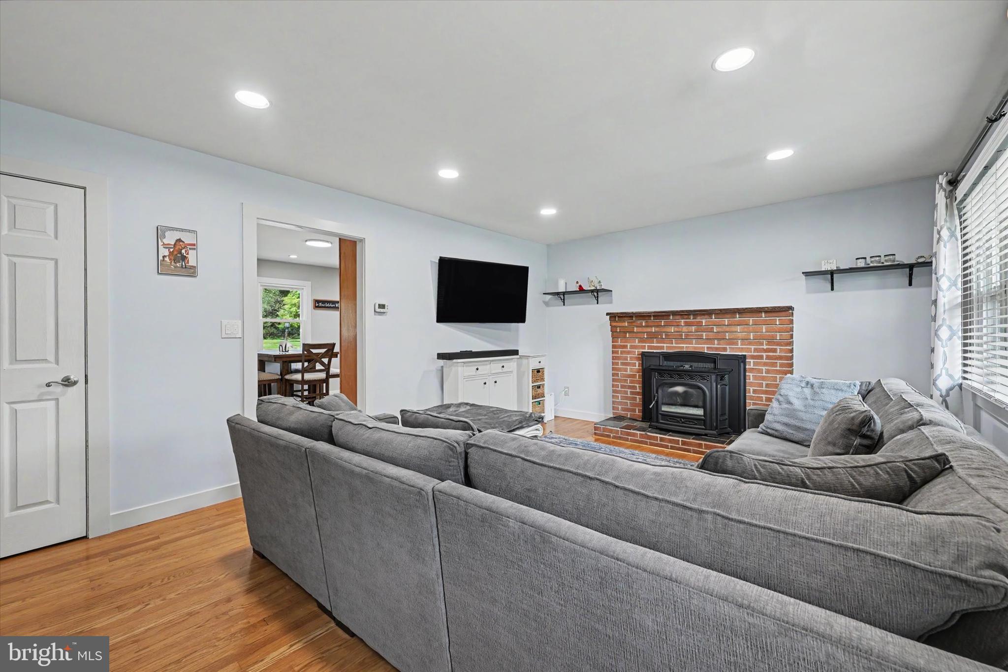 710 Old Fallston Road Fallston, MD 21047 - Photo 4 of 31