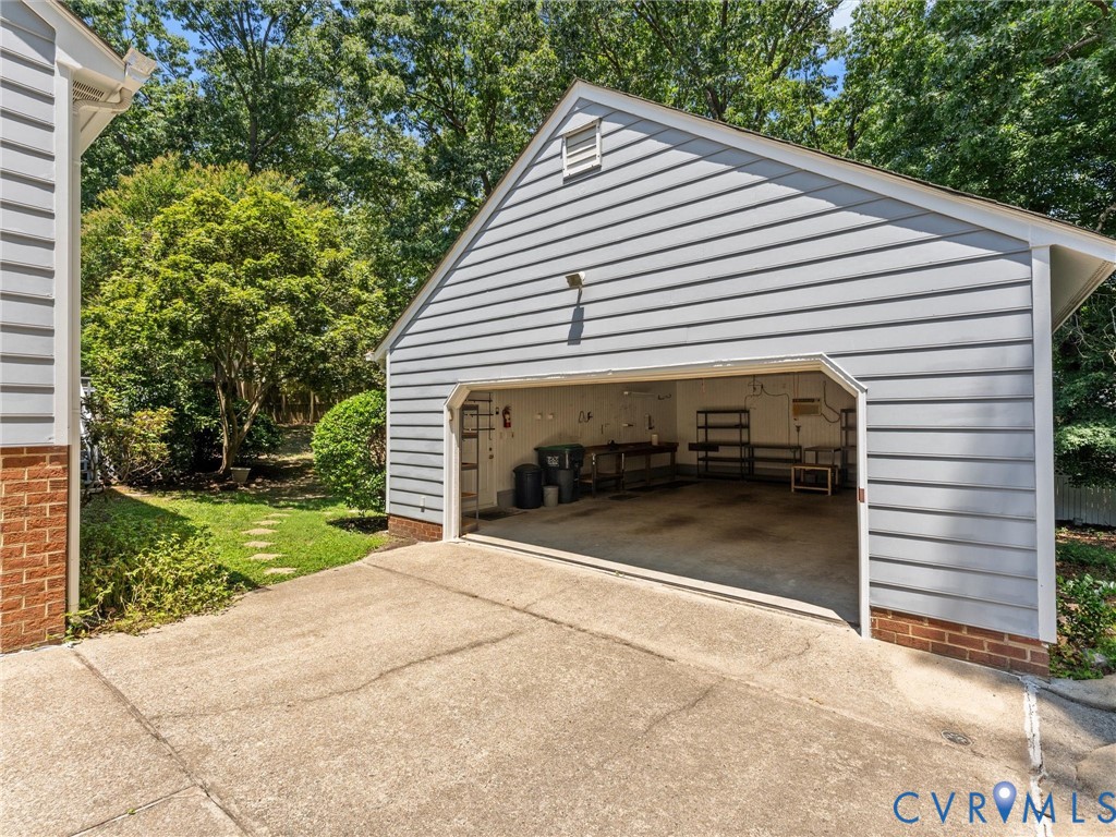 3524 Ludgate Road Chester, VA 23831 - Photo 3 of 44 Detached garage featuring light gray horizontal si