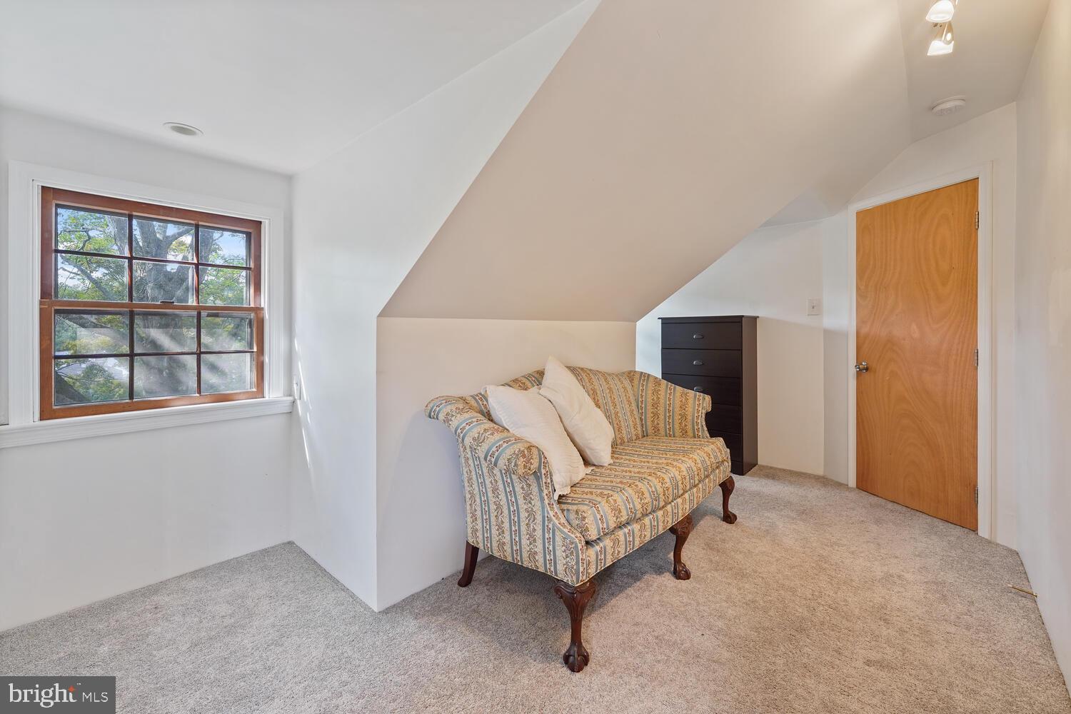 2721 South Kent Road Broomall, PA 19008 - Photo 21 of 53 Gallery Image 21