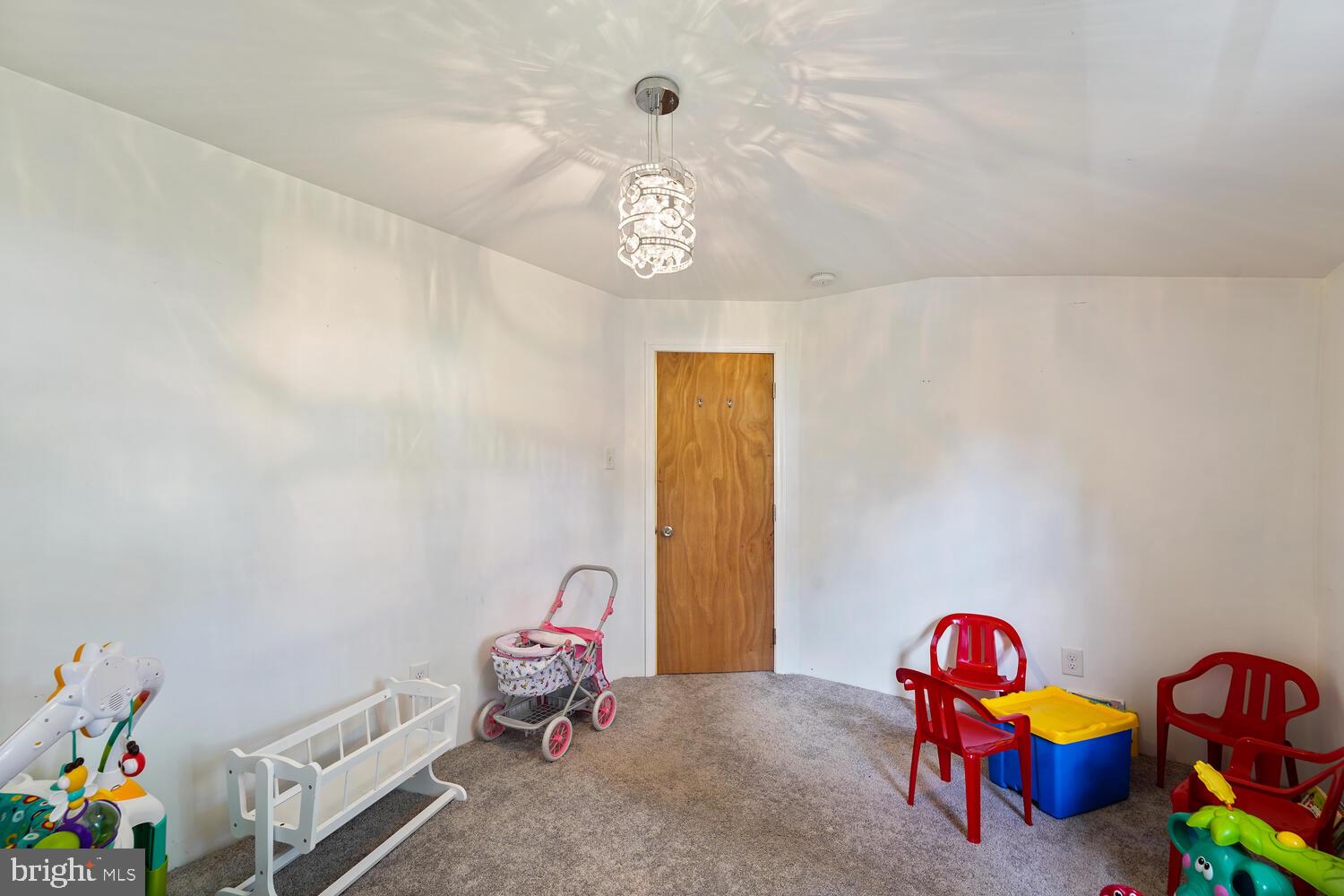 2721 South Kent Road Broomall, PA 19008 - Photo 29 of 53 Gallery Image 29