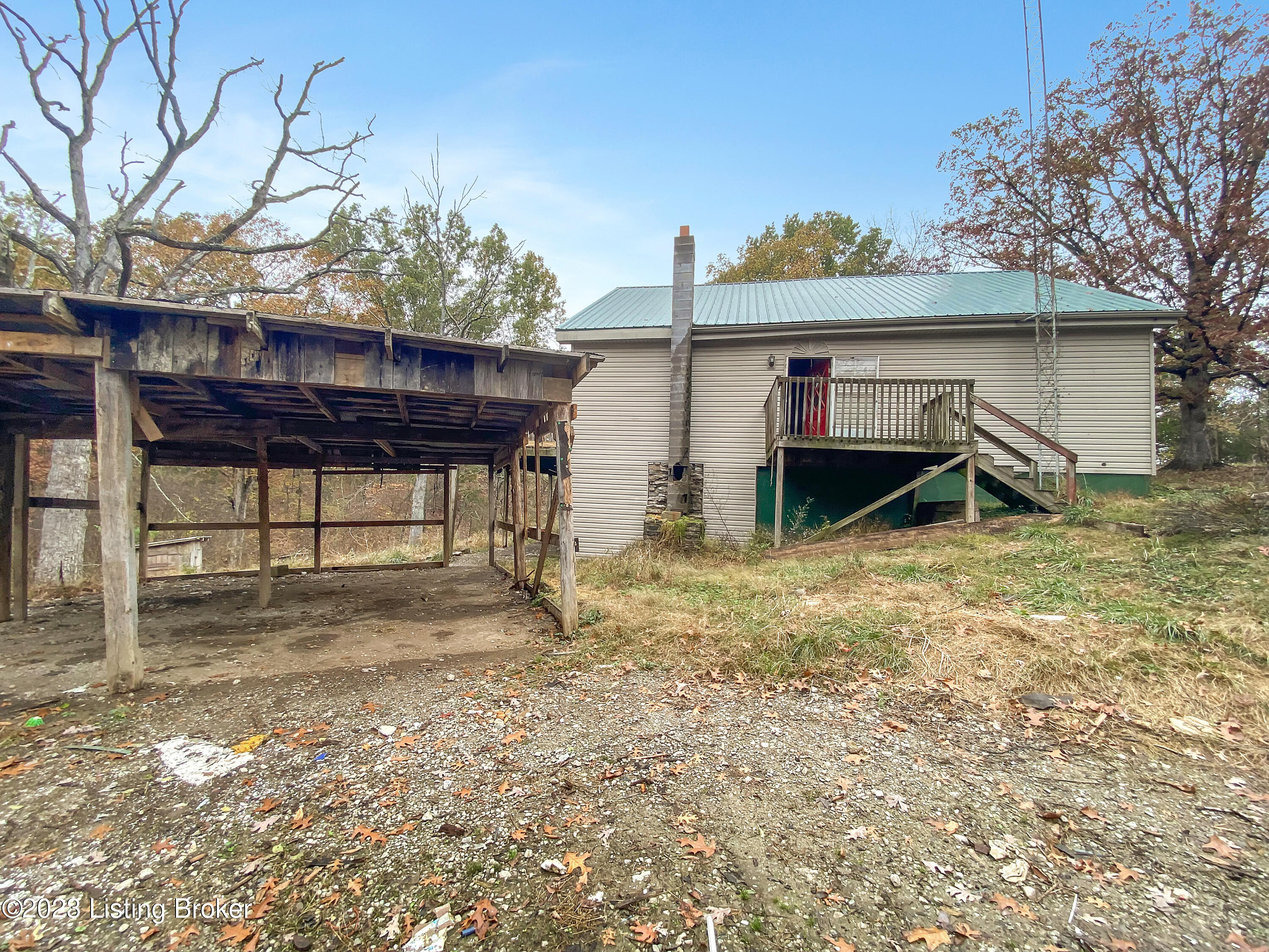 551 Lecompte Bottom Road Pleasureville, KY 40057 - Photo 7 of 13 551 Lecomptes Bottom