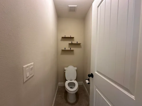 $2,000 | 516 Grand Ridge Drive, Crestview, FL 32539