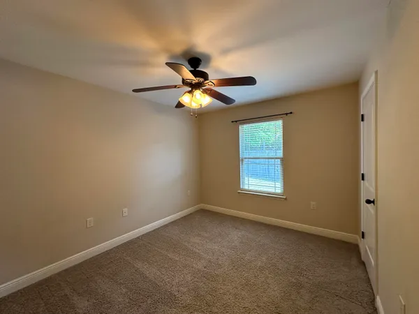 $2,000 | 516 Grand Ridge Drive, Crestview, FL 32539