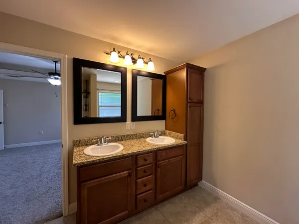 $2,000 | 516 Grand Ridge Drive, Crestview, FL 32539