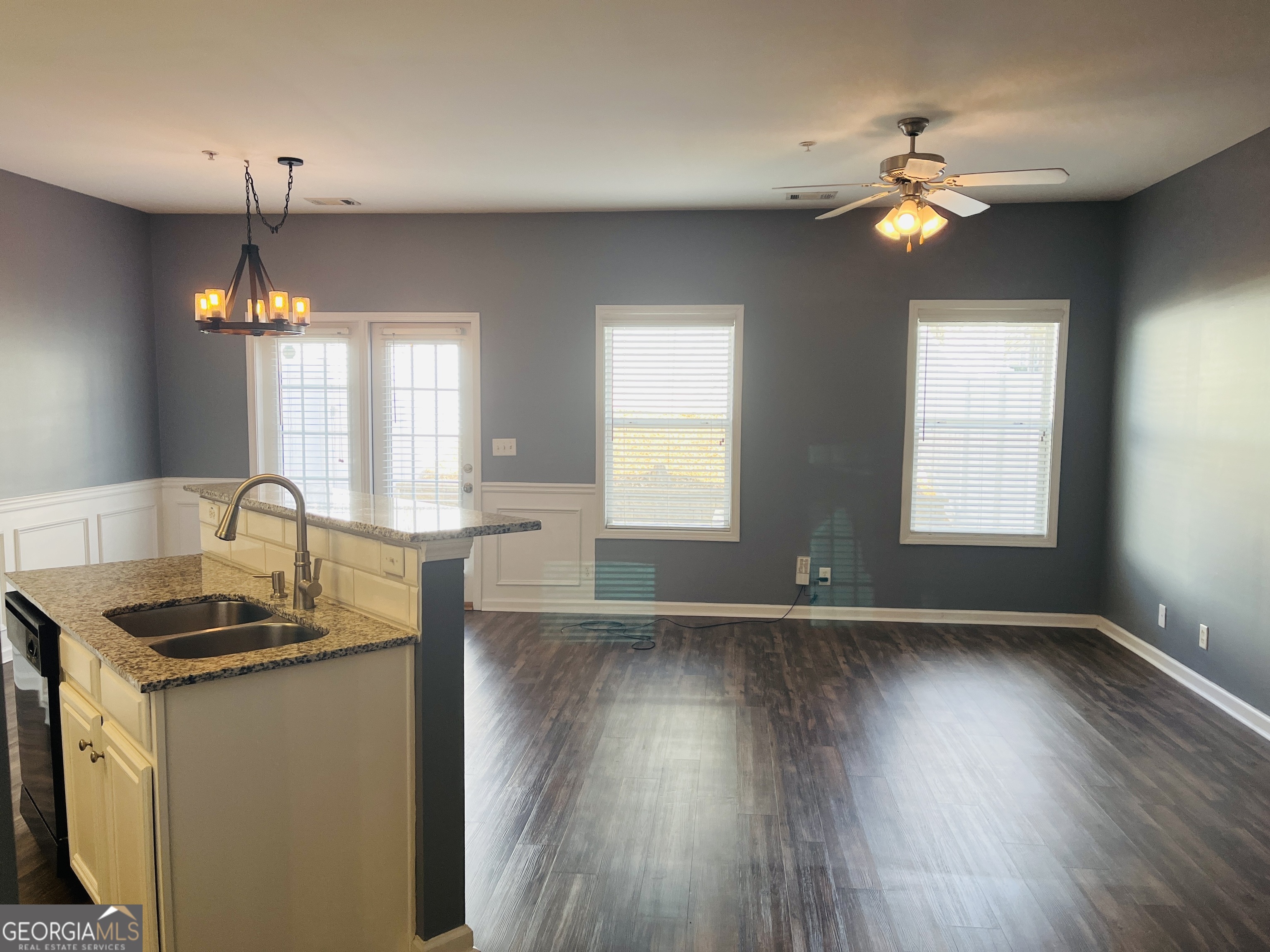 144 Granite Way Newnan, GA 30265 - Photo 3 of 23