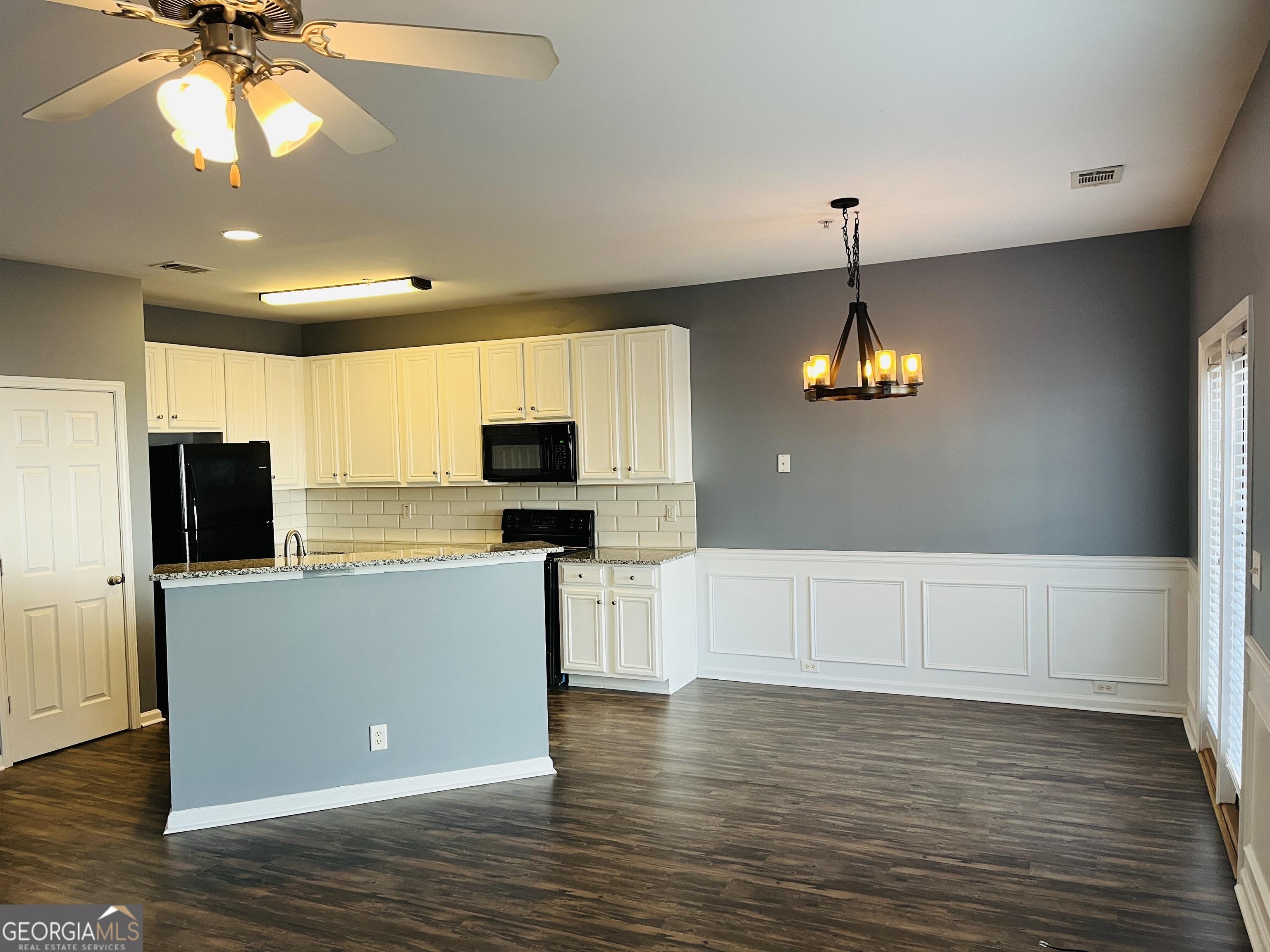 144 Granite Way Newnan, GA 30265 - Photo 4 of 23