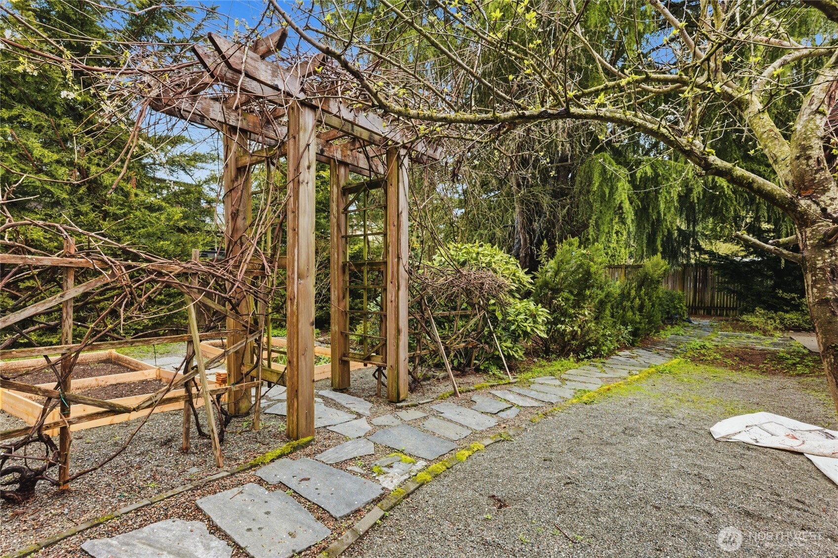 2325 172nd Place Southeast Bothell, WA 98012 - Photo 34 of 40