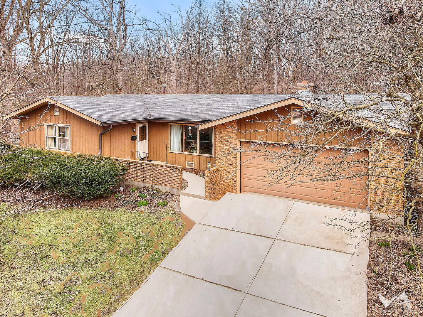 42W668 Pouley Road Elburn, IL 60119 - Photo 1 of 31