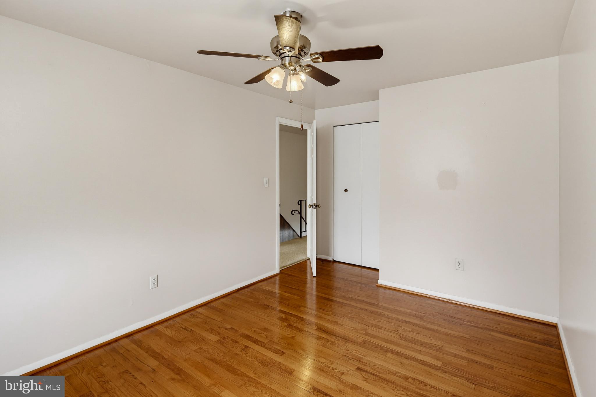 5655 Utrecht Road Baltimore, MD 21206 - Photo 18 of 36 Upper level second bedroom
