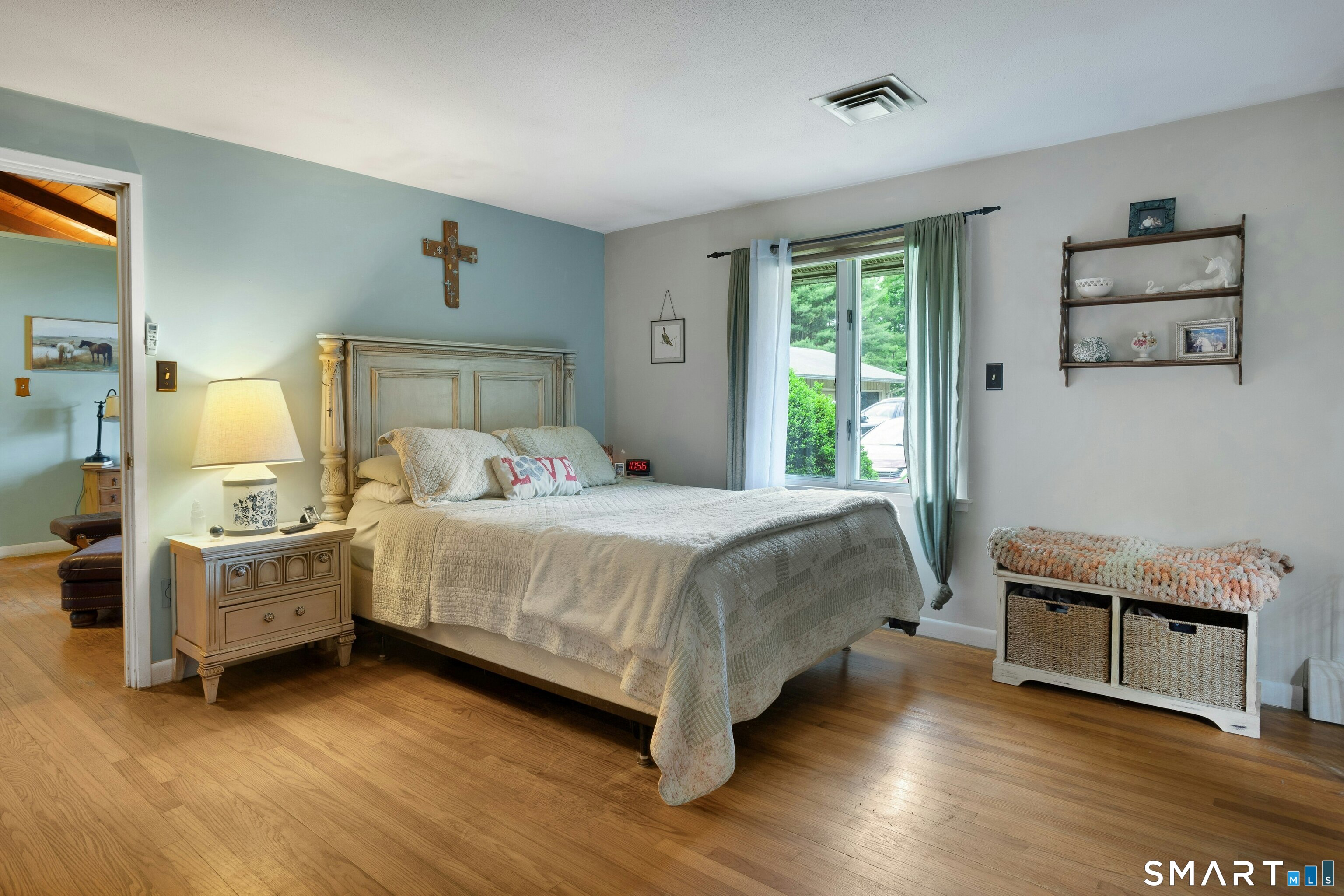 92 Minortown Road Woodbury, CT 06798 - Photo 11 of 33