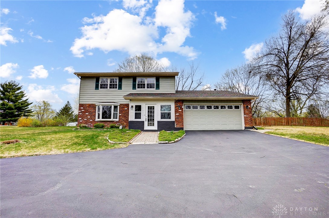 1818 Stansberry Road Beavercreek, OH 45432 - Photo 2 of 44