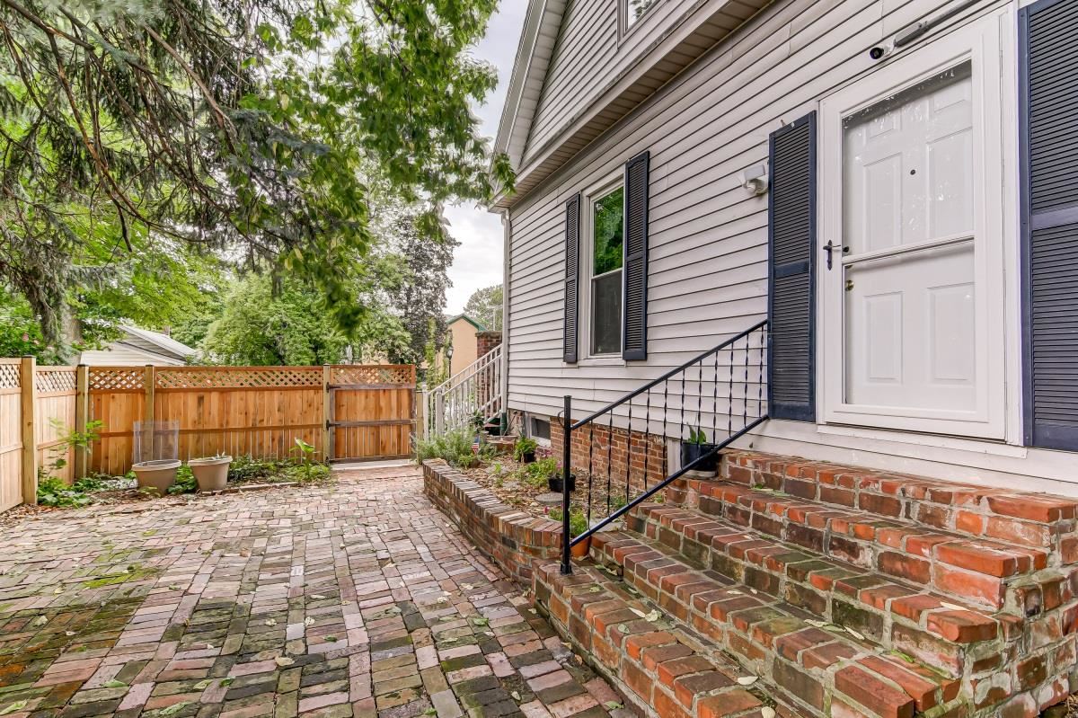802 East Edwards Street Springfield, IL 62703 - Photo 44 of 49