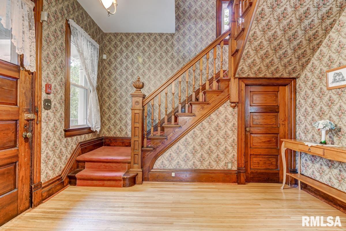 802 East Edwards Street Springfield, IL 62703 - Photo 8 of 49