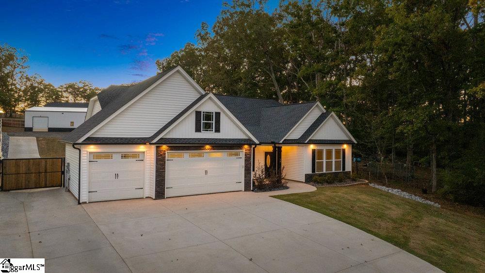 70 Deyoung Road Lyman, SC 29365 - Photo 2 of 47