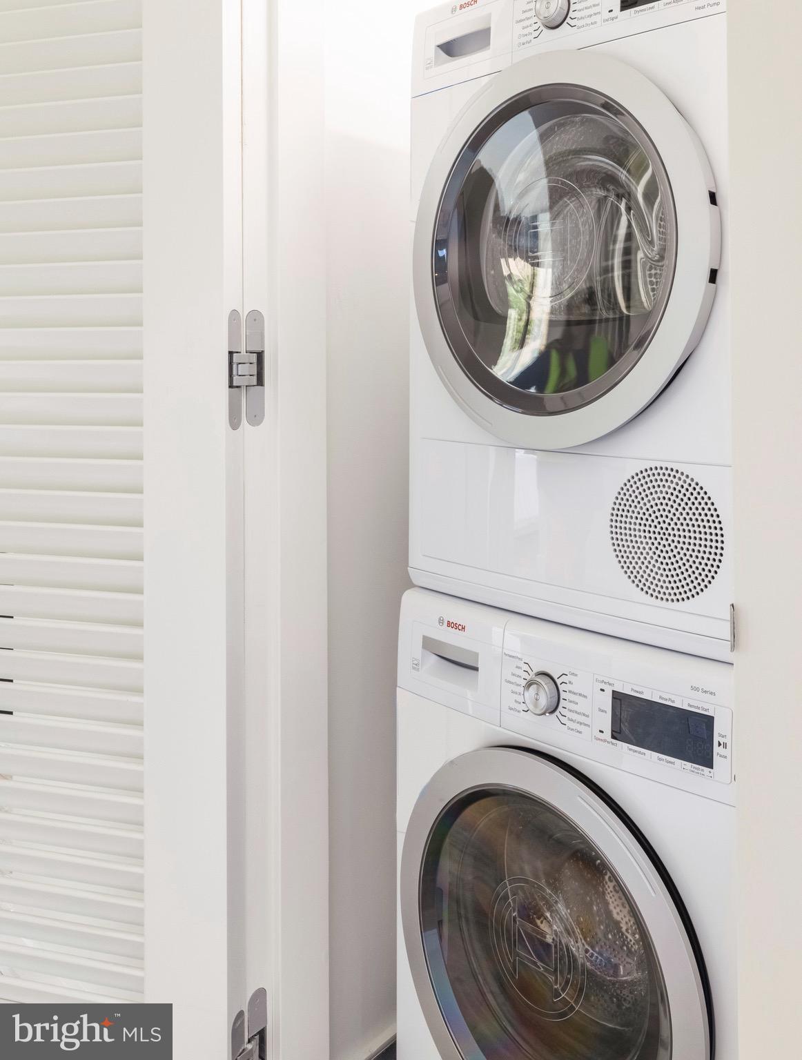 1630 Columbia Road Northwest, Unit 917 Washington, DC 20009 - Photo 9 of 24 Washer/Dryer