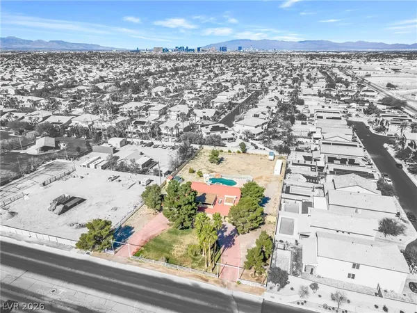 $1,075,000 | 1410 East Serene Avenue, Las Vegas, NV 89123
