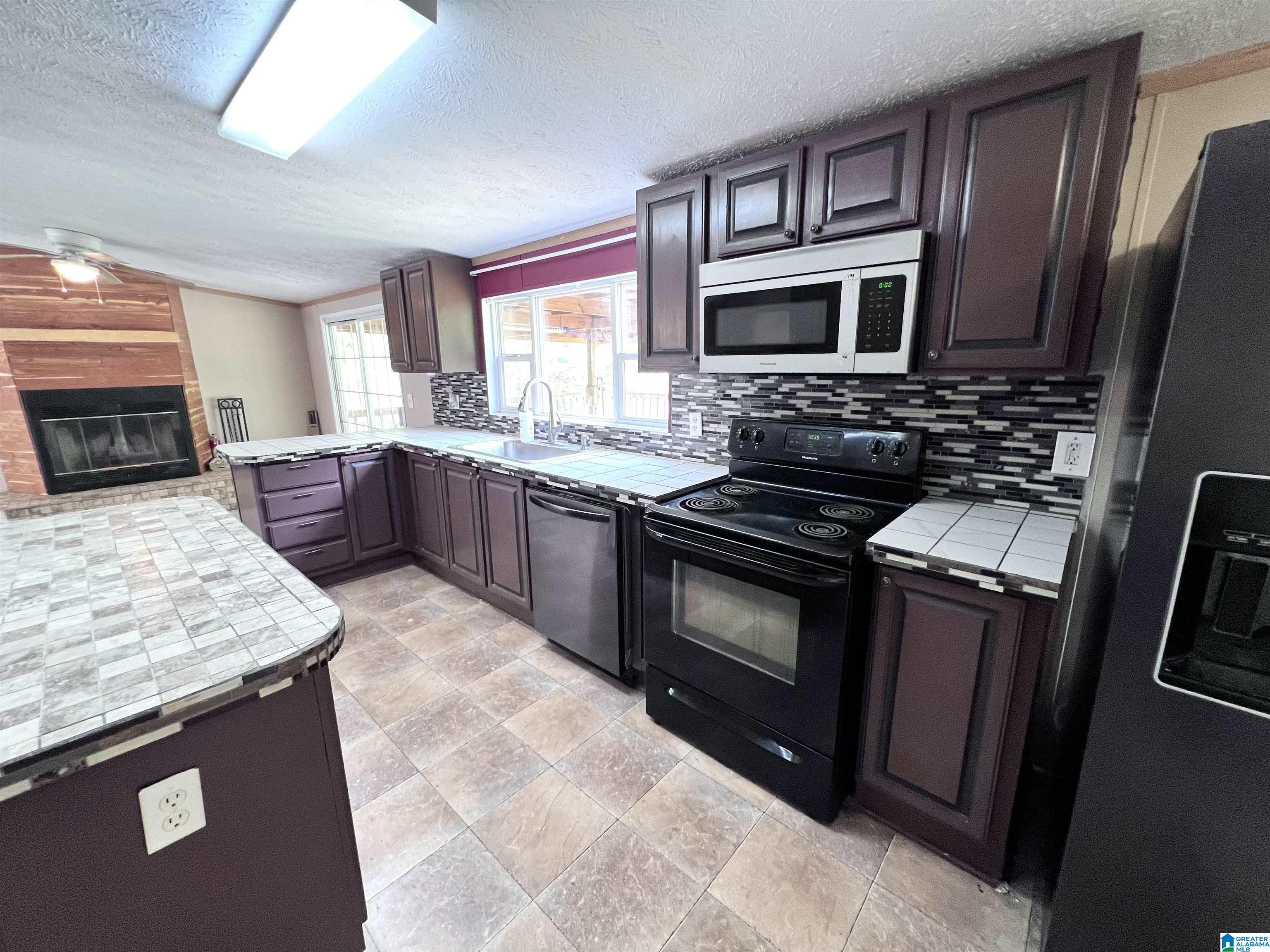 311 Hilltop Road Weaver, AL 36277 - Photo 13 of 36