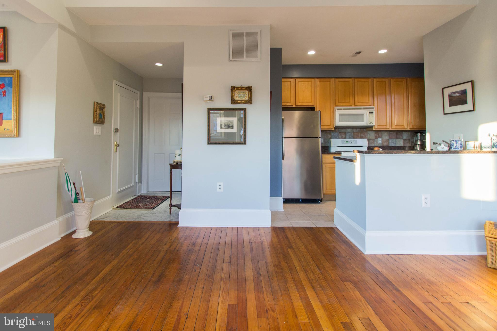 1423 R Street Northwest, Unit 501 Washington, DC 20009 - Photo 13 of 30 Interior (General)