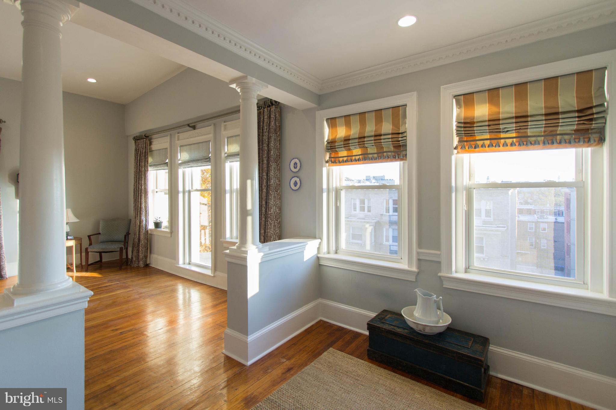 1423 R Street Northwest, Unit 501 Washington, DC 20009 - Photo 17 of 30 Den/Dining Room/Guest Room