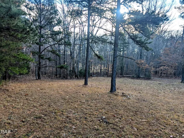 $110,000 | 15 Sandie Point Drive, Clarksville, VA 23927