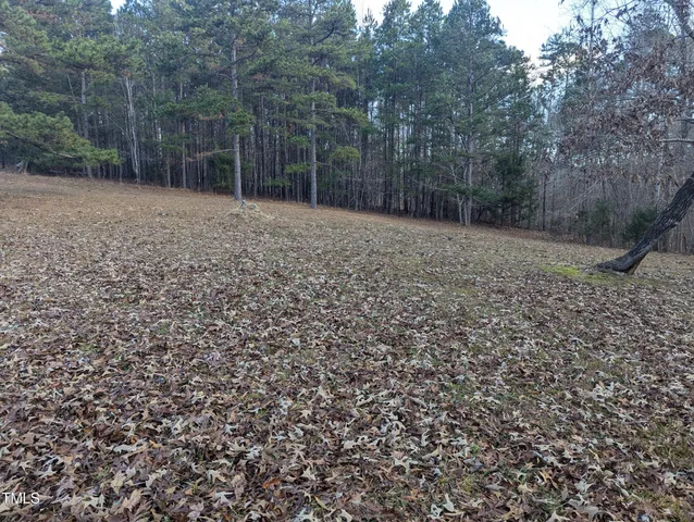 $110,000 | 15 Sandie Point Drive, Clarksville, VA 23927