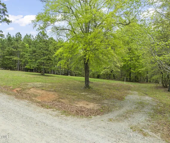 $110,000 | 15 Sandie Point Drive, Clarksville, VA 23927