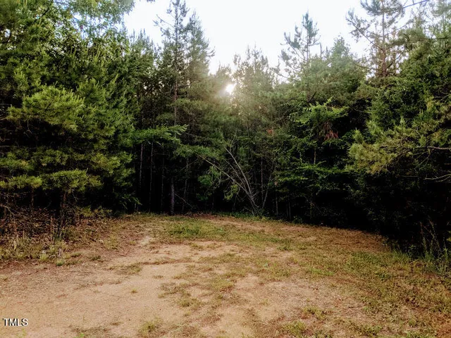 $110,000 | 15 Sandie Point Drive, Clarksville, VA 23927