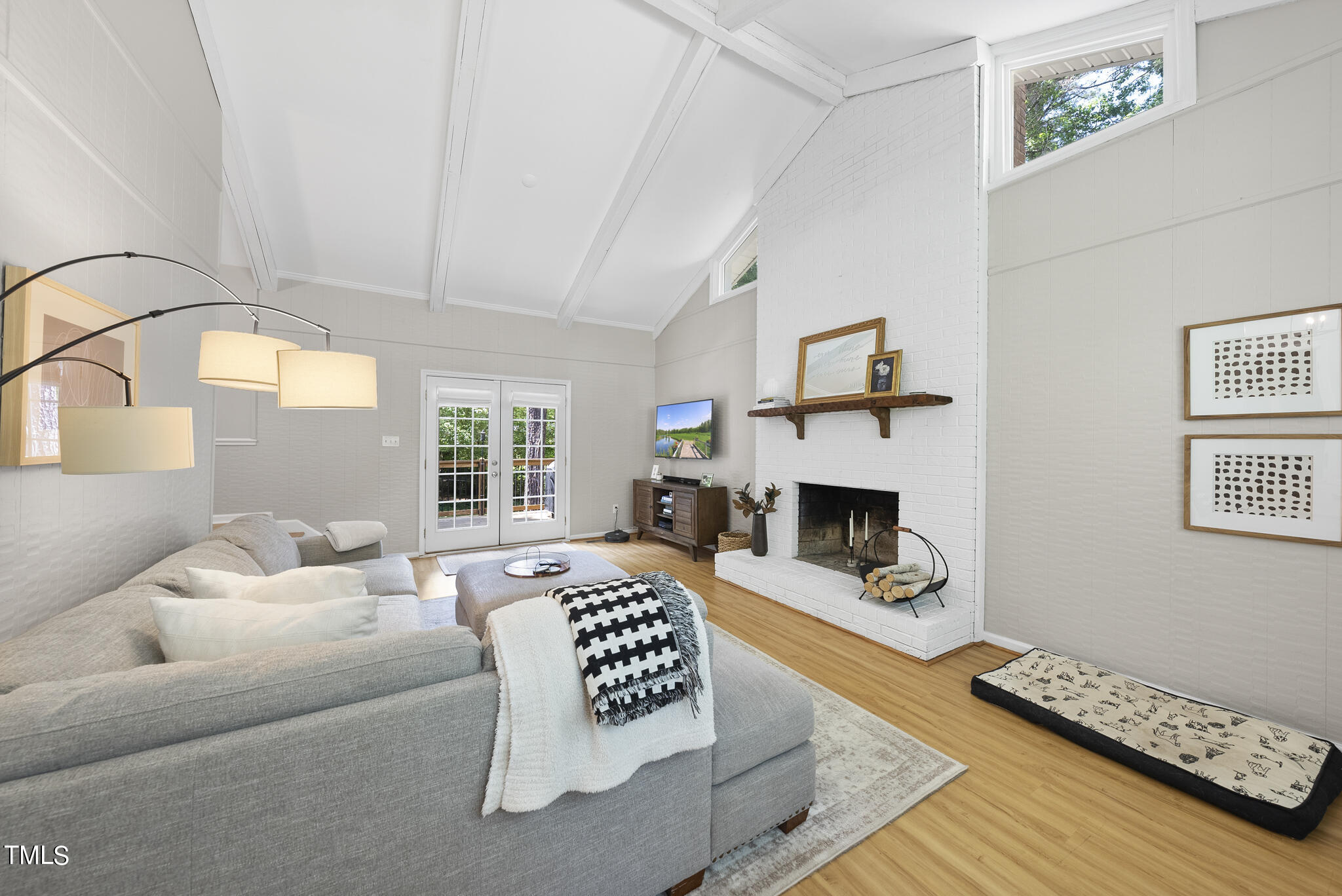 5205 Cabin Place Raleigh, NC 27609 - Photo 5 of 30 DSC08417