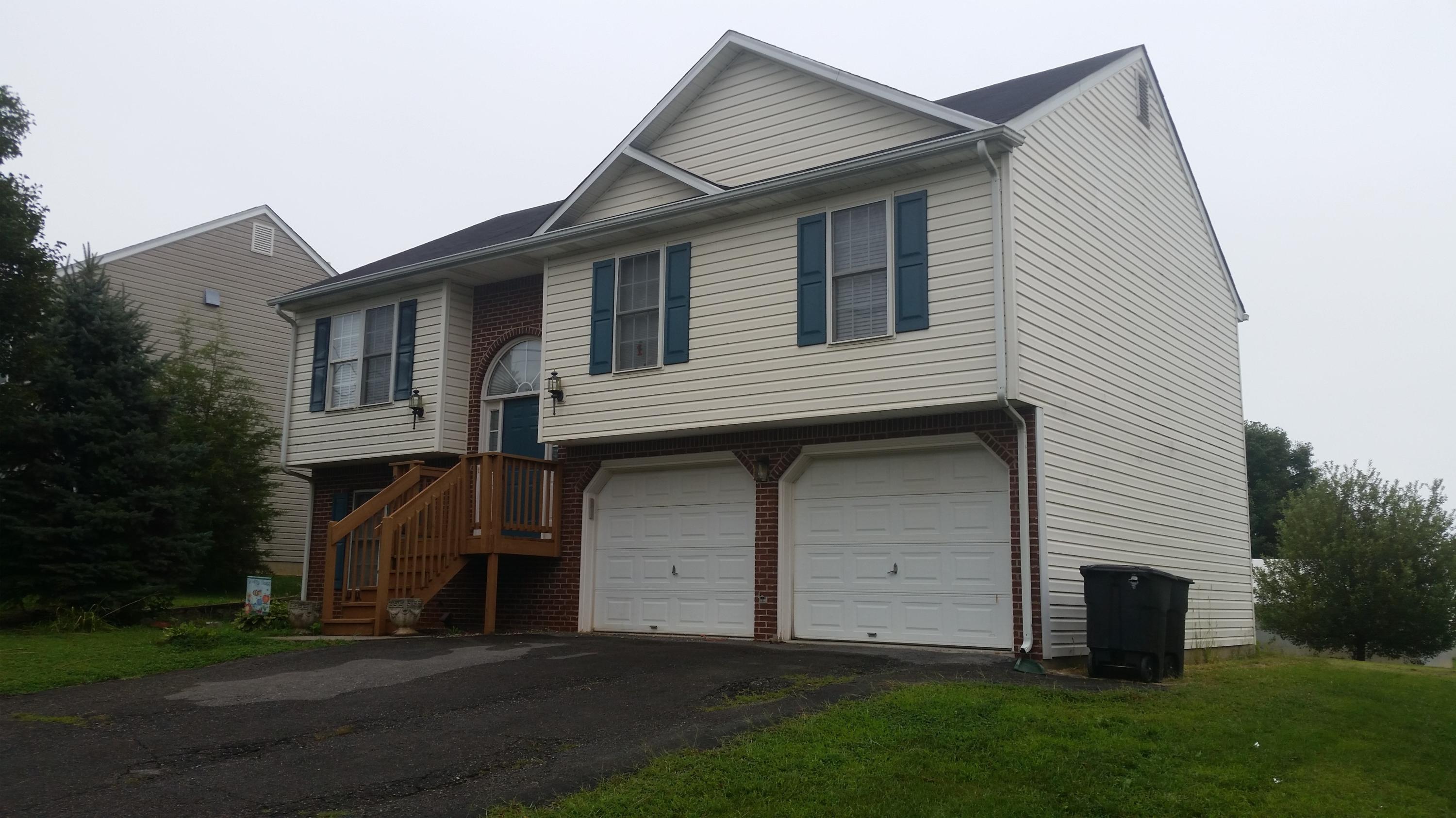 6803 Albert Road Roanoke, VA 24019 - Photo 2 of 2 Front View 2