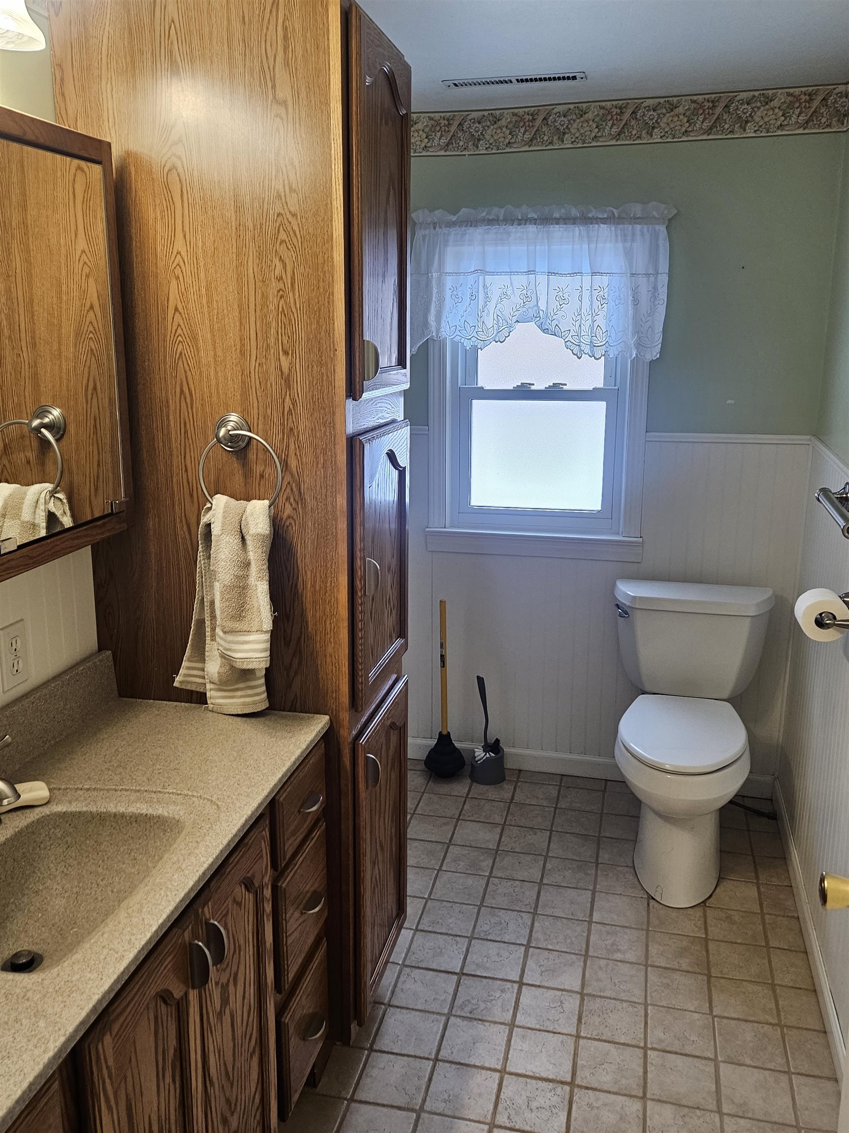 326 Blondin Street Pinconning, MI 48650 - Photo 17 of 31