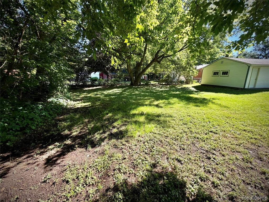 50730 Fairchild Road New Baltimore, MI 48051 - Photo 49 of 55