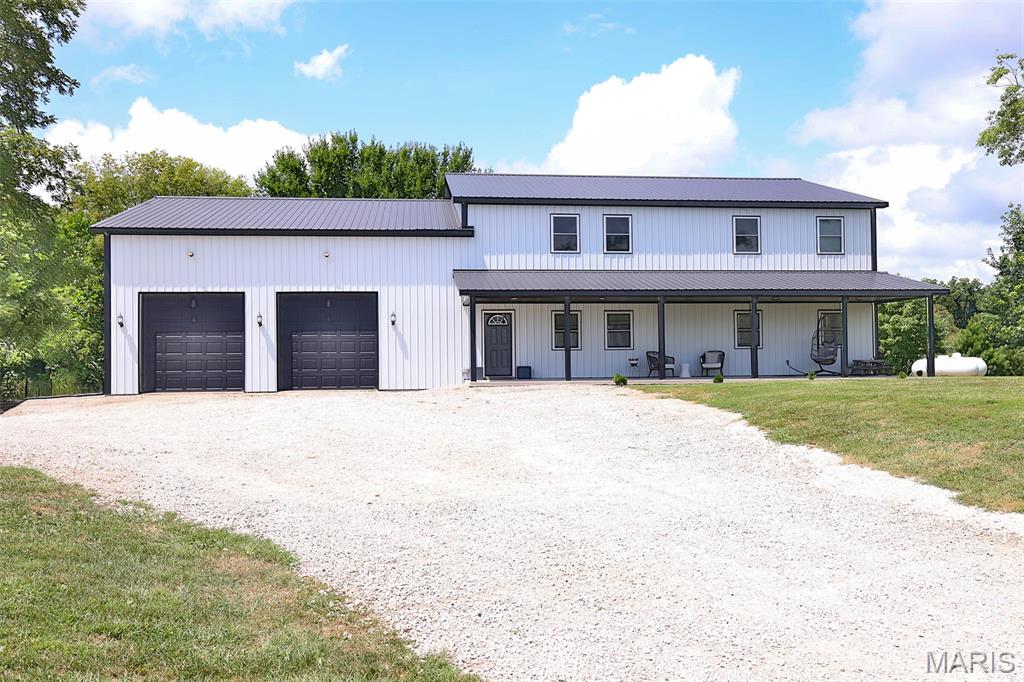 1005 Red Ball Trail Coffeen, IL 62017 - Photo 2 of 42