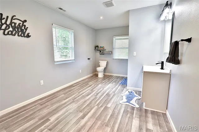 $300,000 | 1005 Red Ball Trail, Coffeen, IL 62017