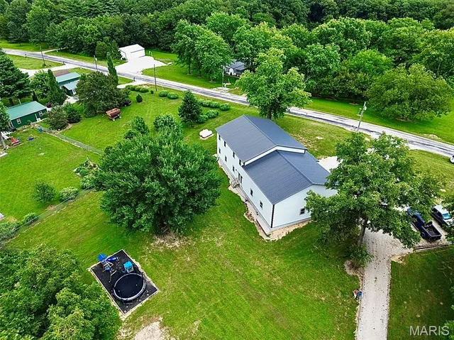 $300,000 | 1005 Red Ball Trail, Coffeen, IL 62017