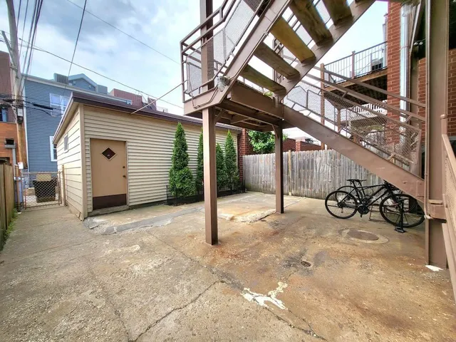 $1,700 | 1473 West Erie Street, Unit 1F, Chicago, IL 60642