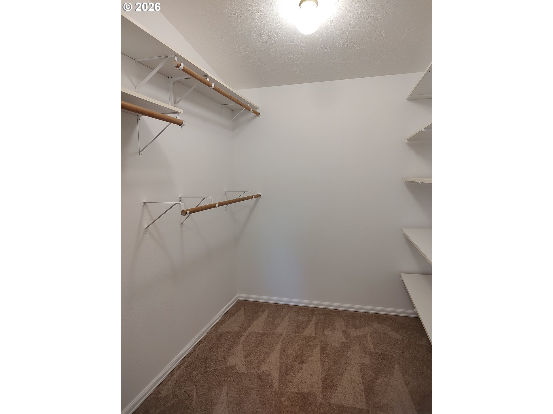 3740 Southwest Comus Street Portland, OR 97219 - Photo 14 of 33 Primary Bedroom