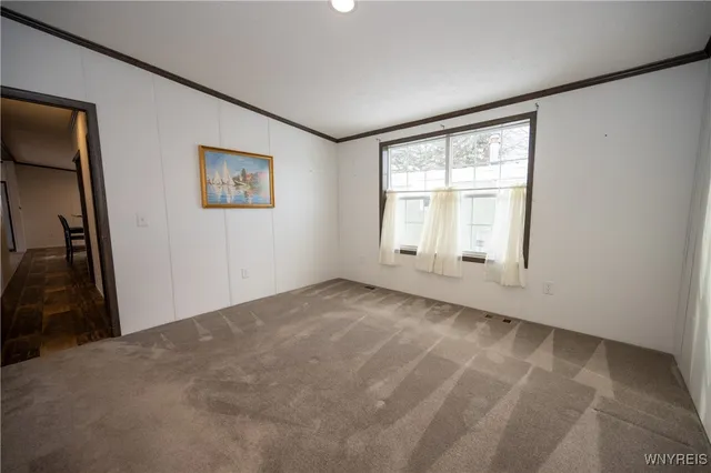 $158,900 | 840 Nicole Lane, Evans, NY 14006