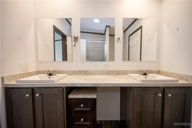 $158,900 | 840 Nicole Lane, Evans, NY 14006