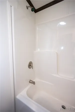 $149,900 | 840 Nicole Lane, Evans, NY 14006