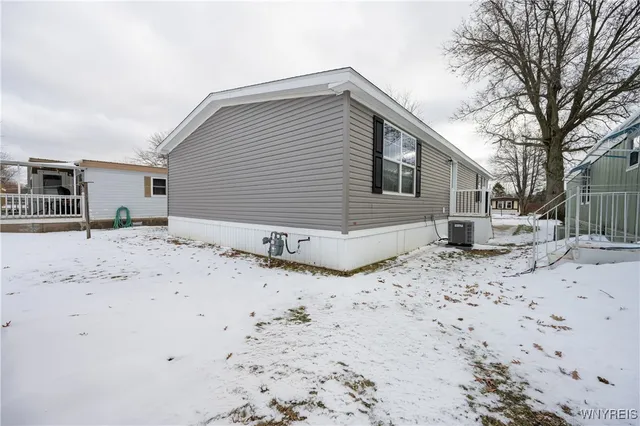 $158,900 | 840 Nicole Lane, Evans, NY 14006