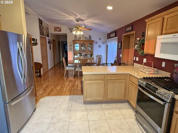 $699,900 | 46 Palomino Drive, Centerville, WA 98613