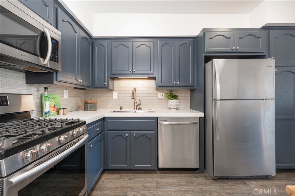 1122 Peck Drive, Unit PH 5 Los Angeles, CA 90035 - Photo 8 of 31