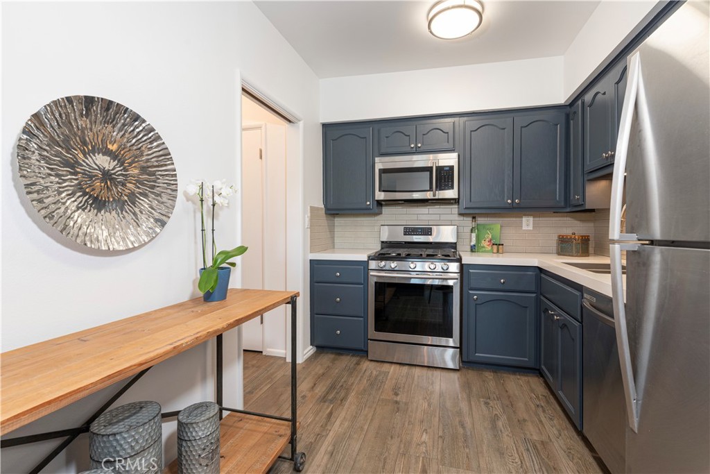 1122 Peck Drive, Unit PH 5 Los Angeles, CA 90035 - Photo 9 of 31